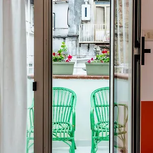 Charming With Balcony In The Historic Center Napoli